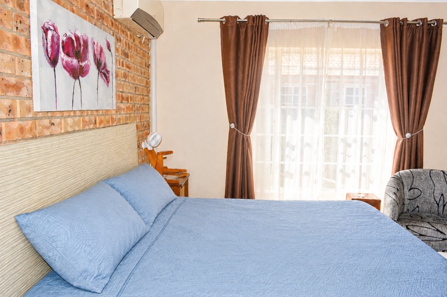 2 Bedroom Property for Sale in Doringkruin North West